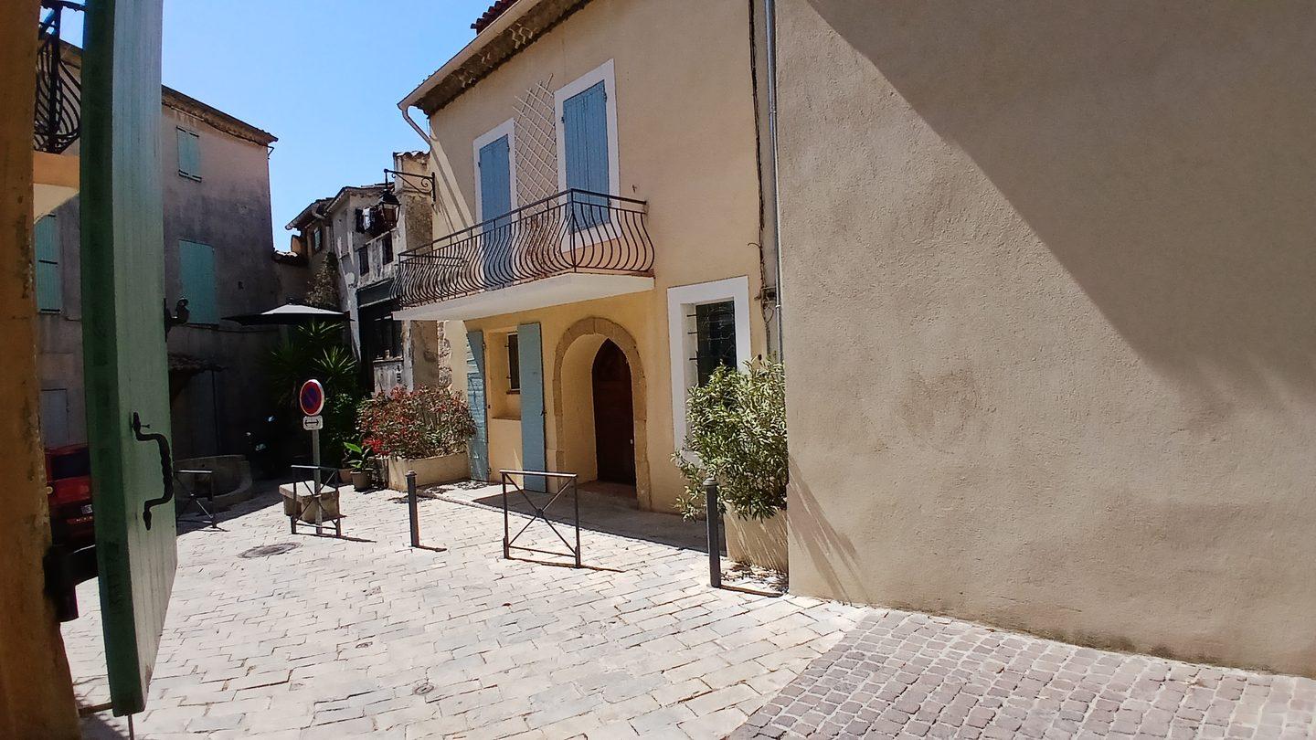 Appartement — Bouc-bel-air