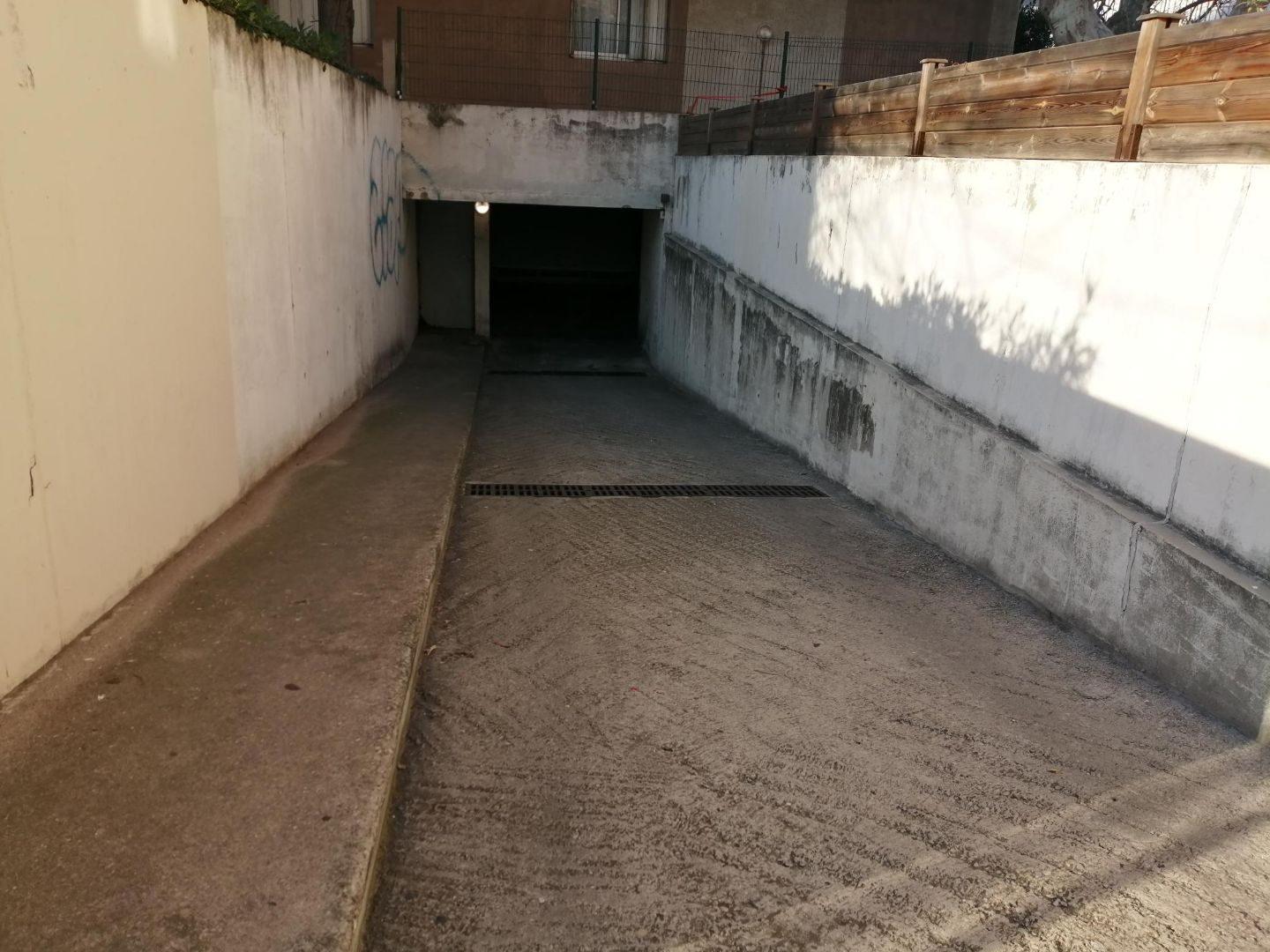 Parking-box — Marseille
