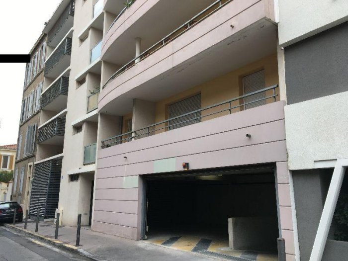 parking-box — Marseille